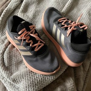 Adidas 9&1/2 shoe